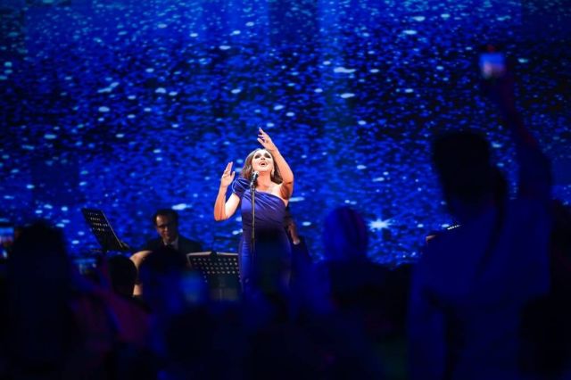 أنغام وسط أجواء ساحرة