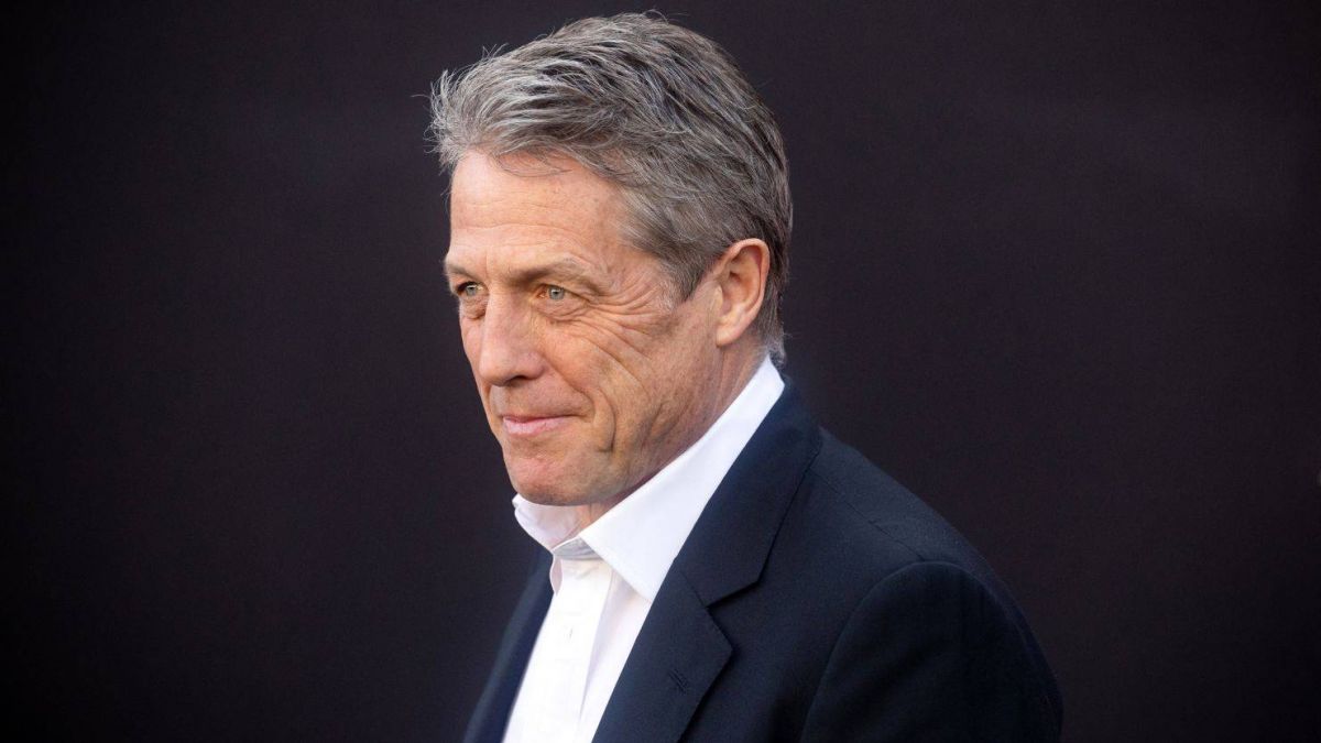 هيو غرانت يهاجم إعلان 