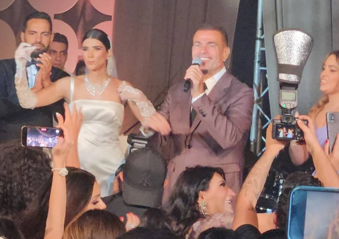 ريم سامي ترقص على أنغام عمرو دياب