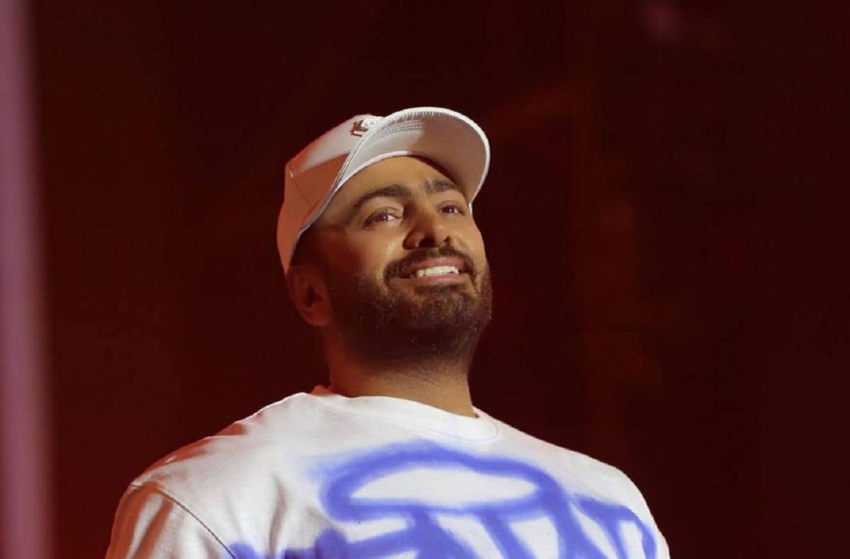 تامر حسني يمازح هؤلاء النجوم برسالة طريفة