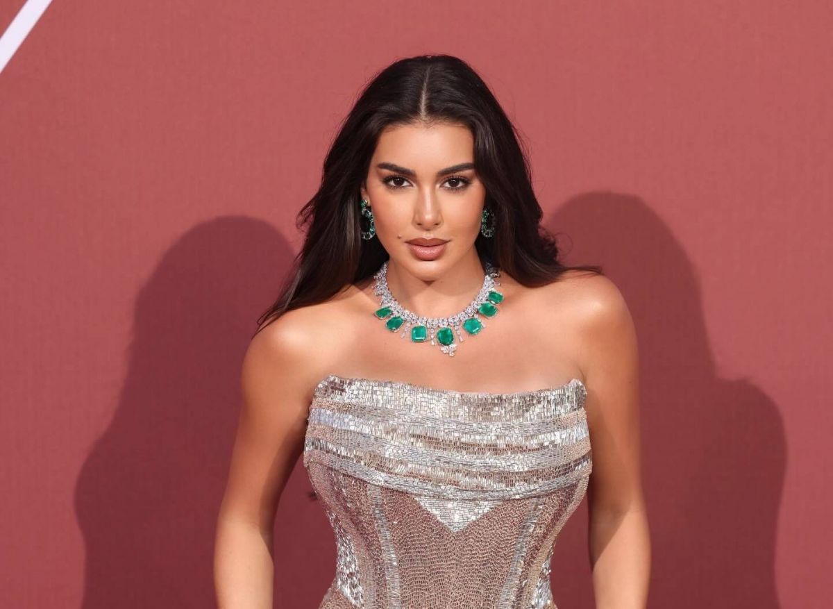 هل تغيّر الفلاتر شكلها الحقيقي؟.. ياسمين صبري تحسم الجدل بفيديو