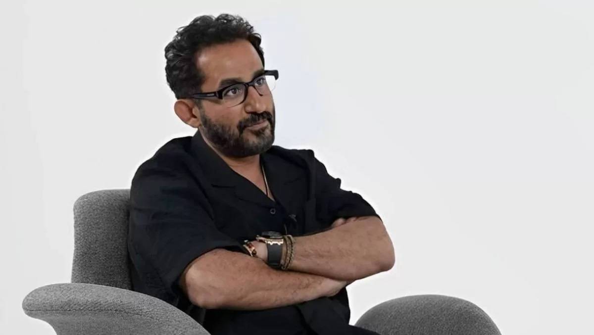 أحمد حلمي يدافع عن نفسه أمام جمهور 