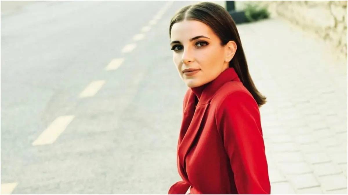 بالصور - شام الذهبي تحتفل بميلاد شقيقيها التوأم