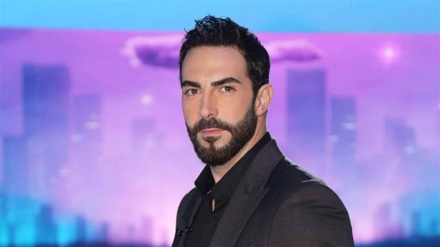 كارلوس عازار