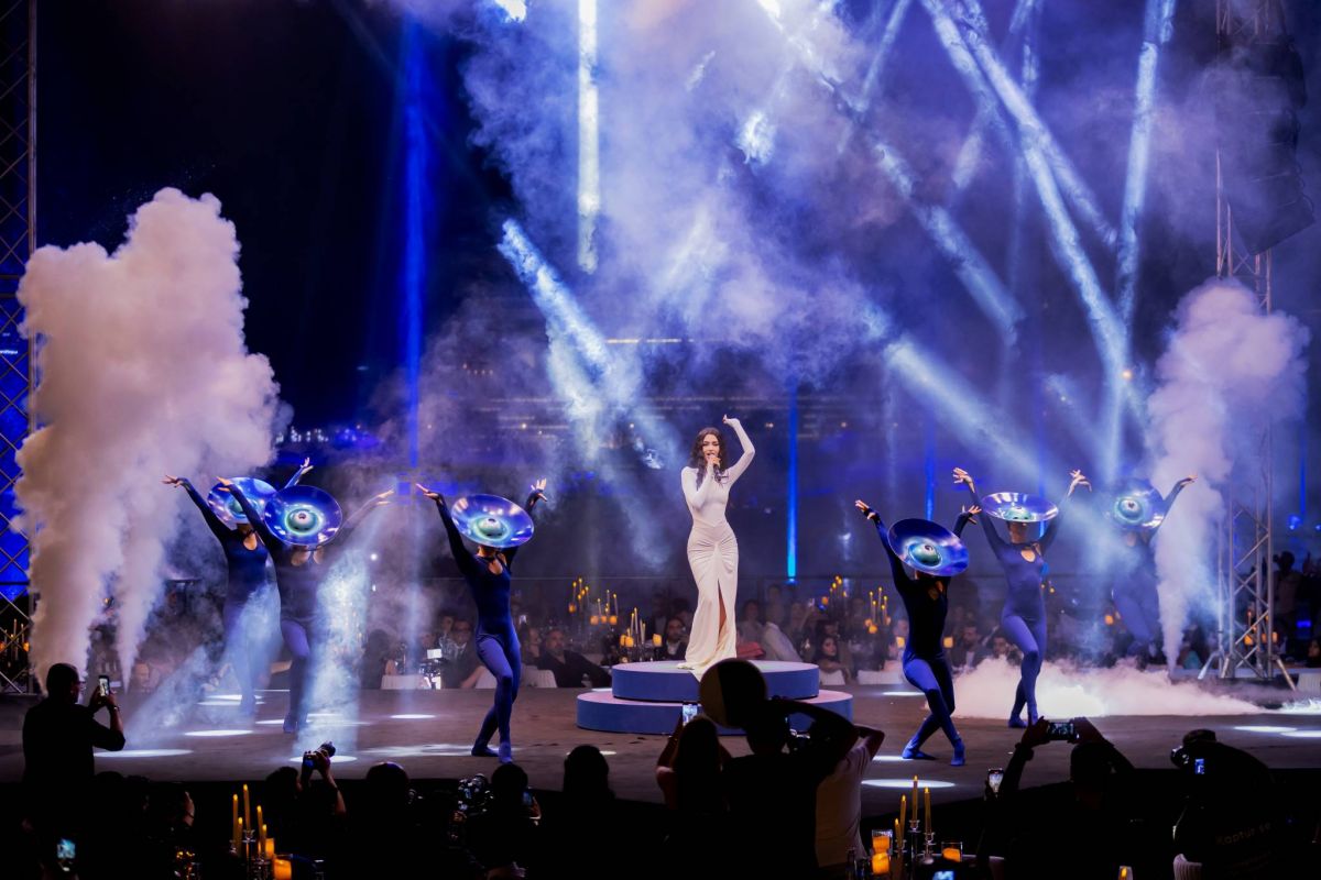 روان بن حسين تحصد الملايين في 