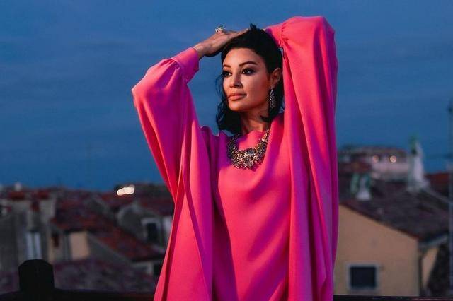 أروى جودة تفاجئ جمهورها بخبر خطوبتها إلى رجل أعمال فرنسي