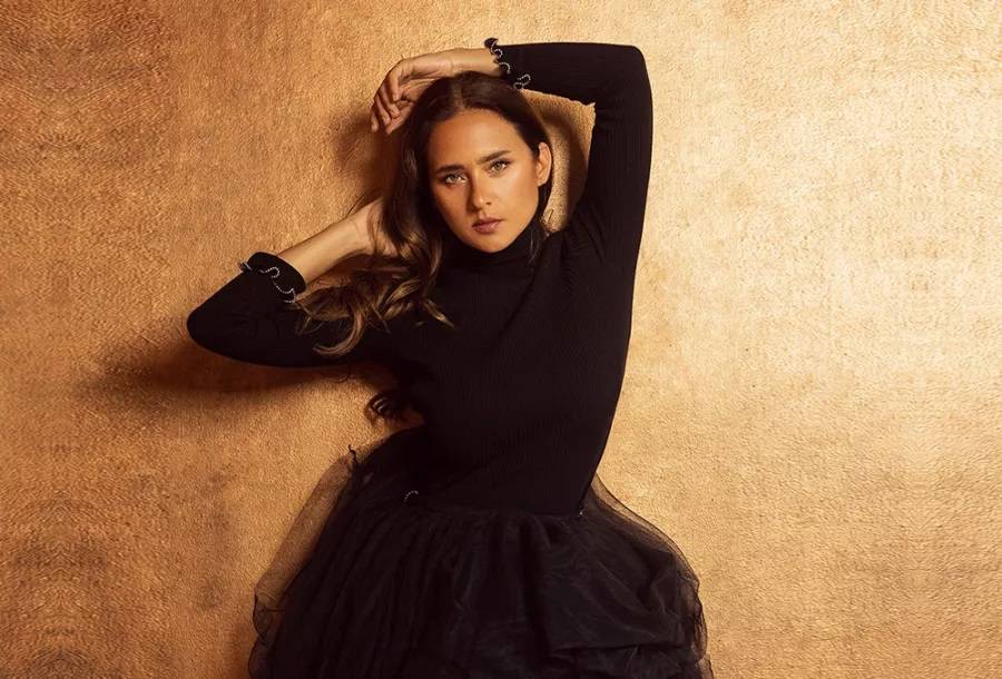 بالصور - الظهور الأول لنيللي كريم بعد طلاقها في حفل زفاف جميلة عوض