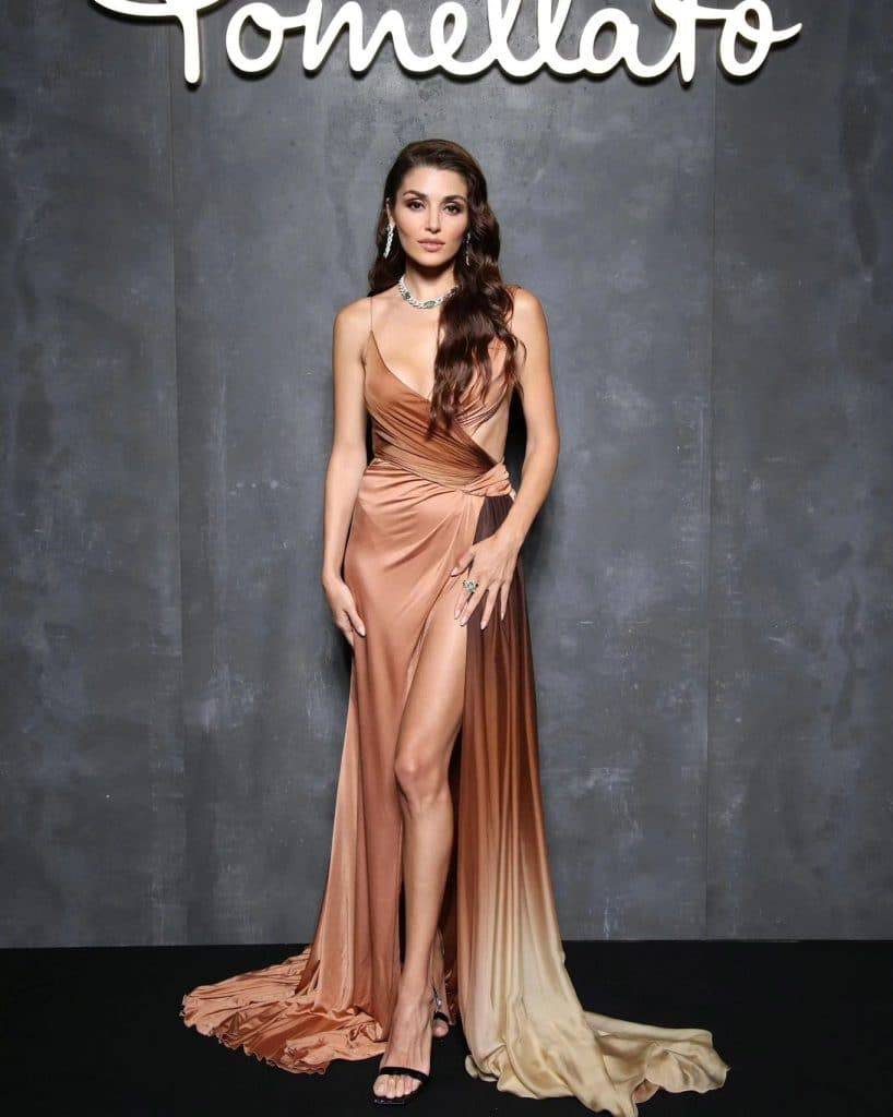 هاندا آرتشيل جريئة في ميلانو