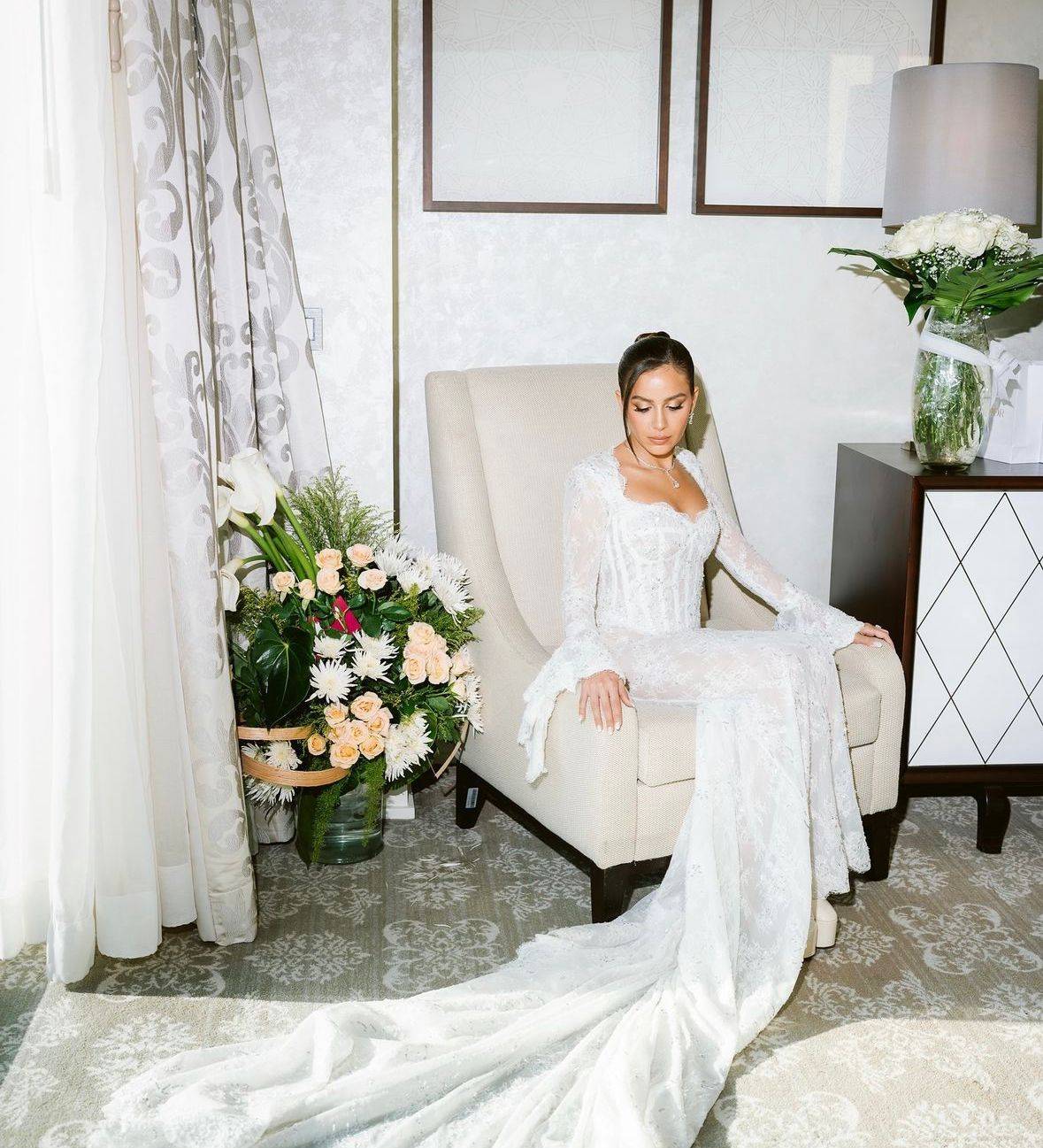 اللقطات الأولى من شهر عسل جميلة عوض