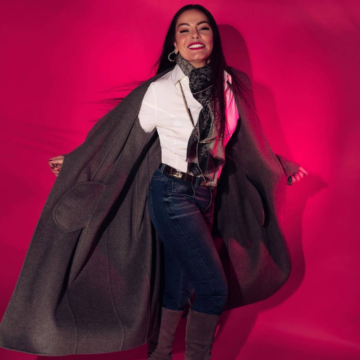 شريهان تهنئ جميلة عوض بزفافها بطريقتها الخاصة