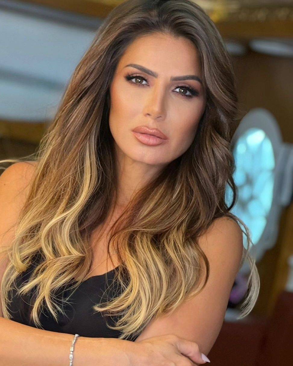 نجلاء بدر تعترف بتعرضها للخيانة وهذا ما وصفوها به