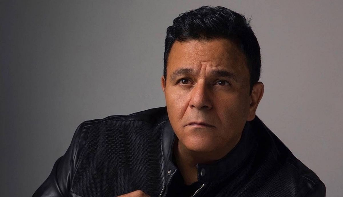 محمد فؤاد ونجوم التسعينيات يجتمعون في بيروت للمرة الأولى