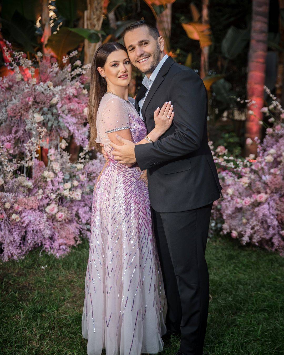 خطوبة دانا الحلاني بعد شهر على طلب يدها