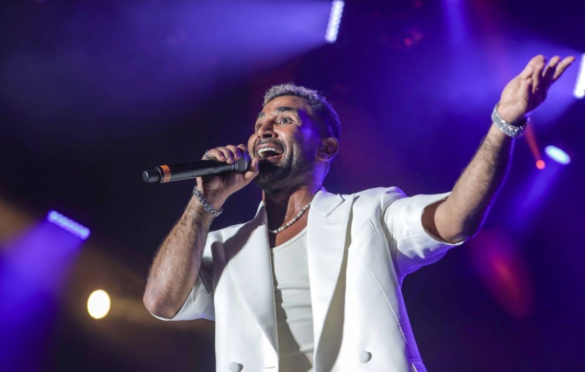 أحمد سعد يفاجئ الجميع برأيه في صفعة عمرو دياب