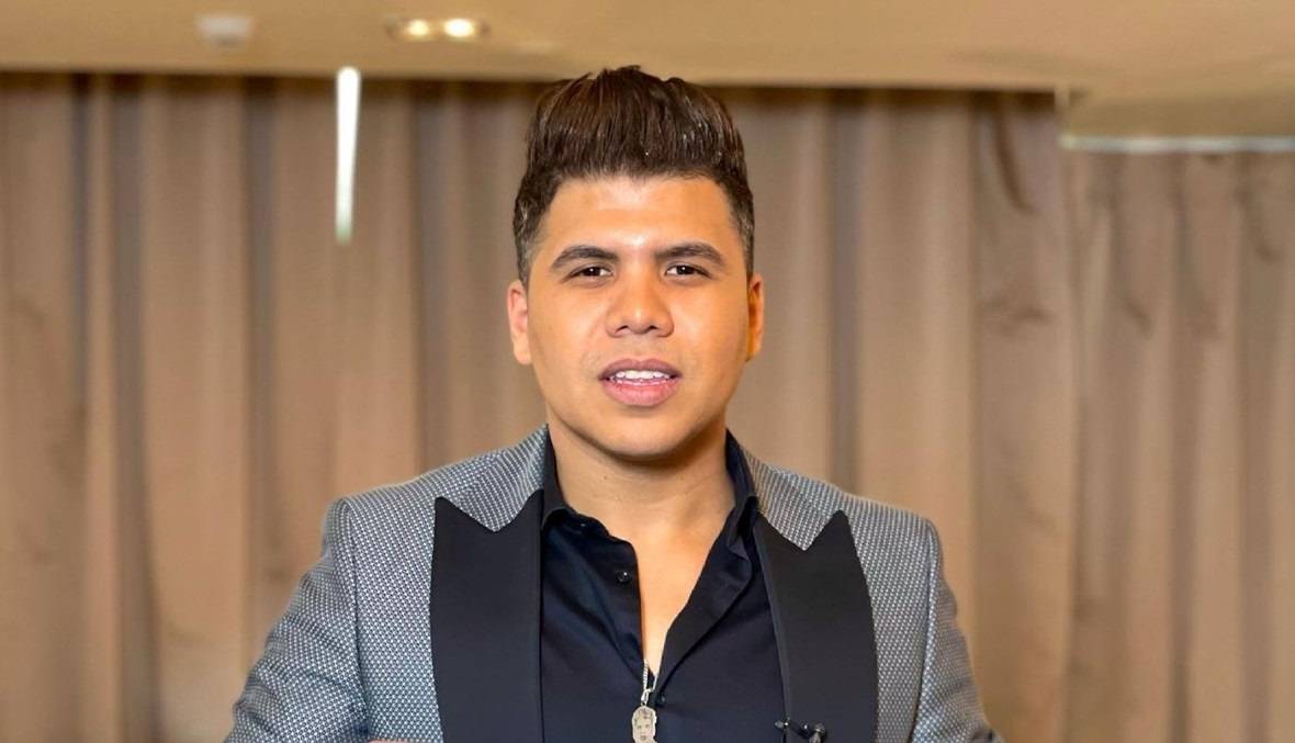 بالفيديو - عمر كمال يسخر من واقعة عمرو دياب