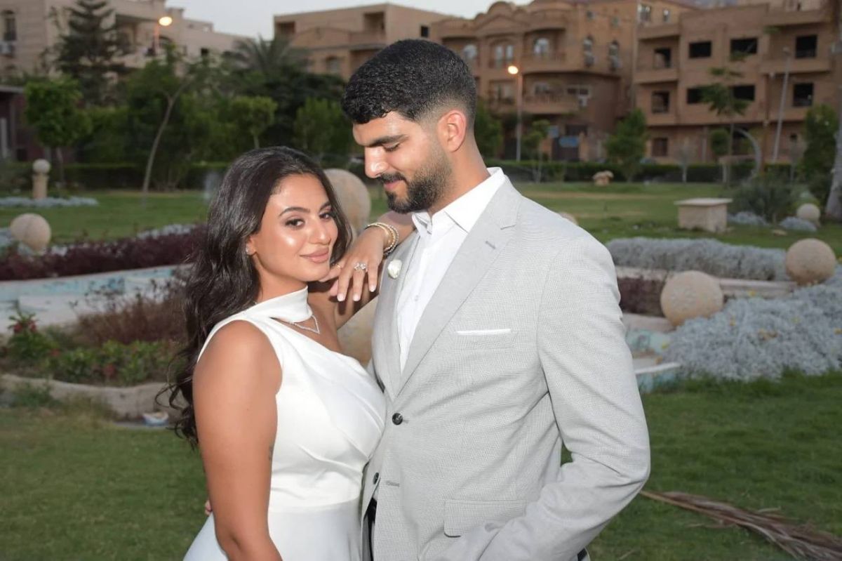 بالصور - أمل رزق تحتفل بخطوبة ابنتها في جو عائلي