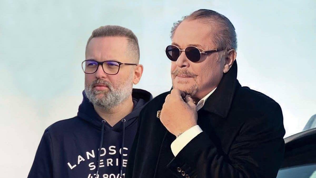 رسالة مؤثرة من محمد محمود عبد العزيز لوالده في ذكرى ميلاده