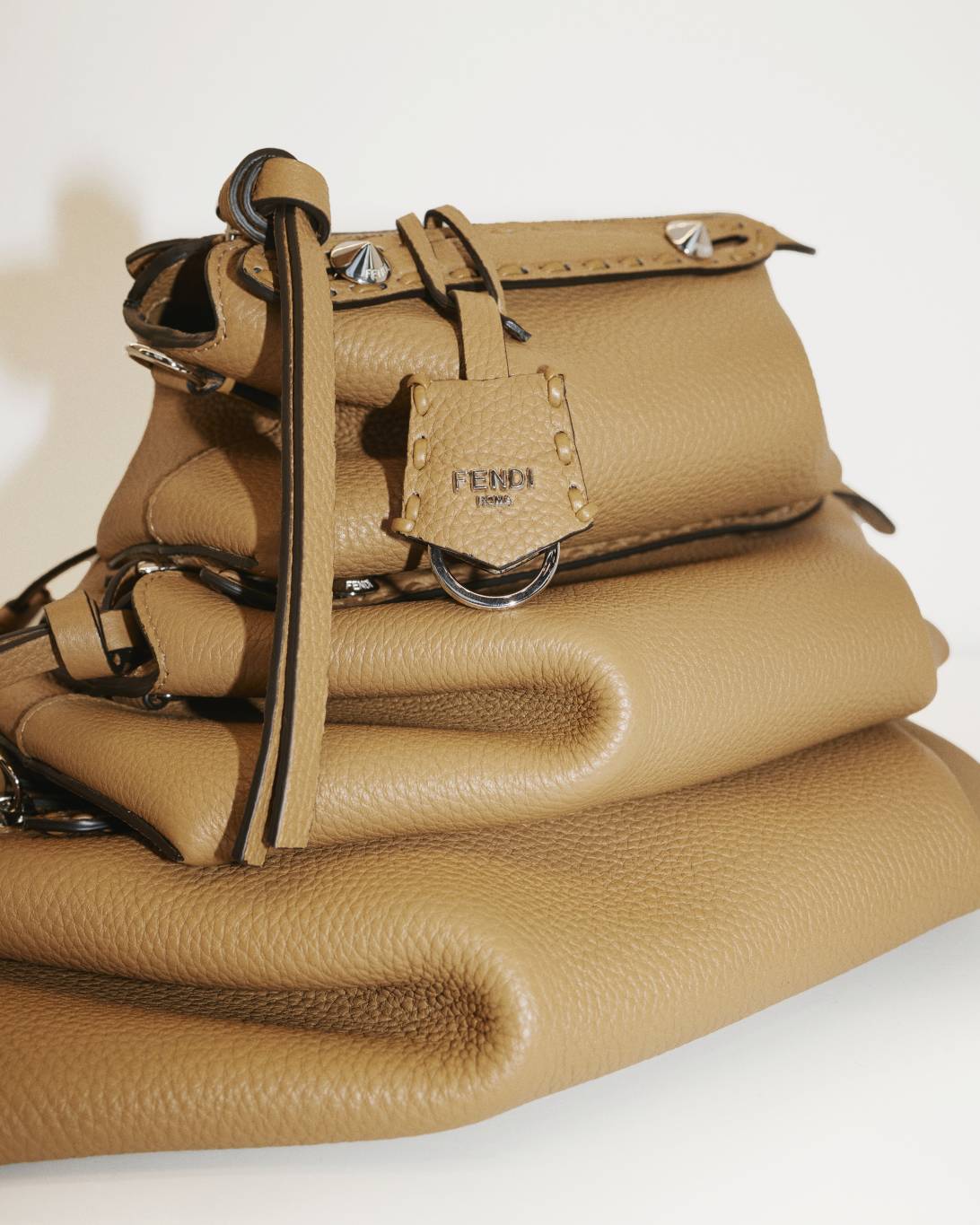 By The Way Selleria bag FENDI W's AW24 BTS Images by Ellen Fedors By The Way Selleria bag FENDI W's AW24 BTS Images by Ellen Fedors