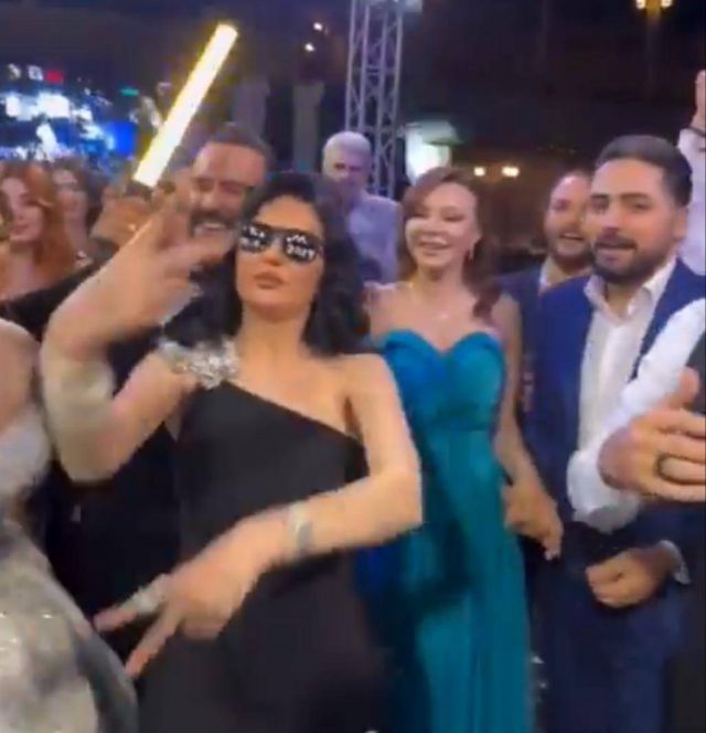 نادين تحسين بك وإياد عيسى