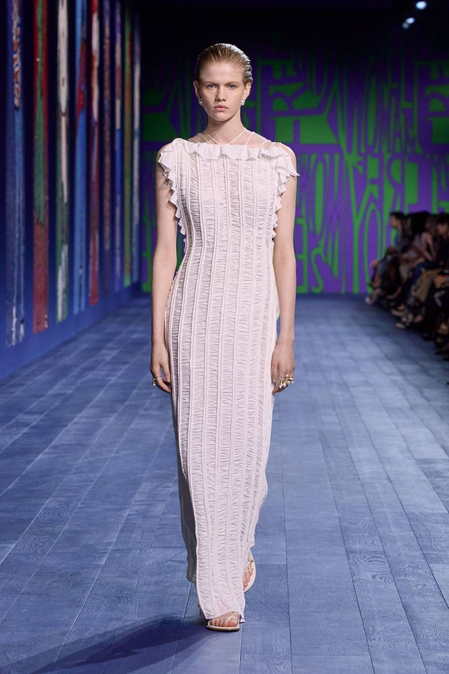 الشغف والأنوثة الطاغية في مجموعة Dior لخريف وشتاء 2024-2025