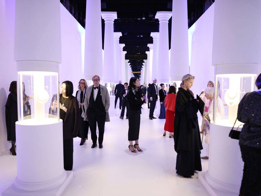 دار BUCCELLATI تقدّم 