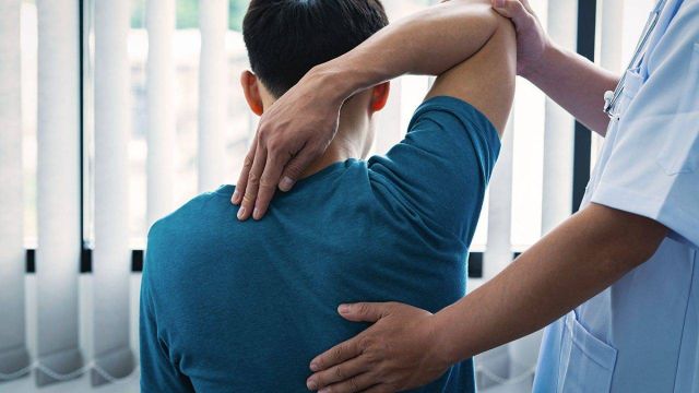 علاج جيني لإصلاح فقرات الظهر وتخفيف الألم