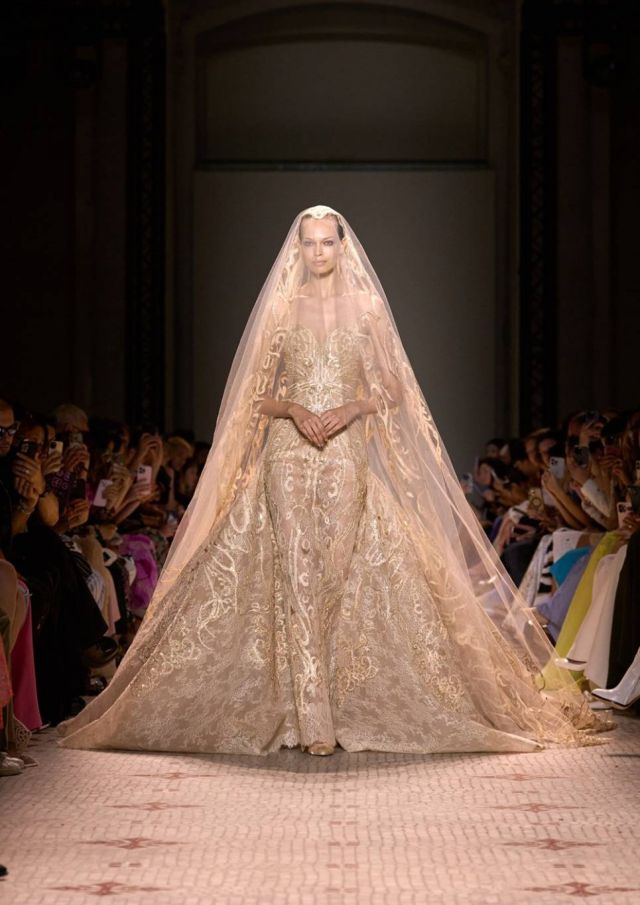 ELIE SAAB HAUTE COUTURE Autumn Winter 2024/25 collection ELIE SAAB HAUTE COUTURE Autumn Winter 2024/25 collection