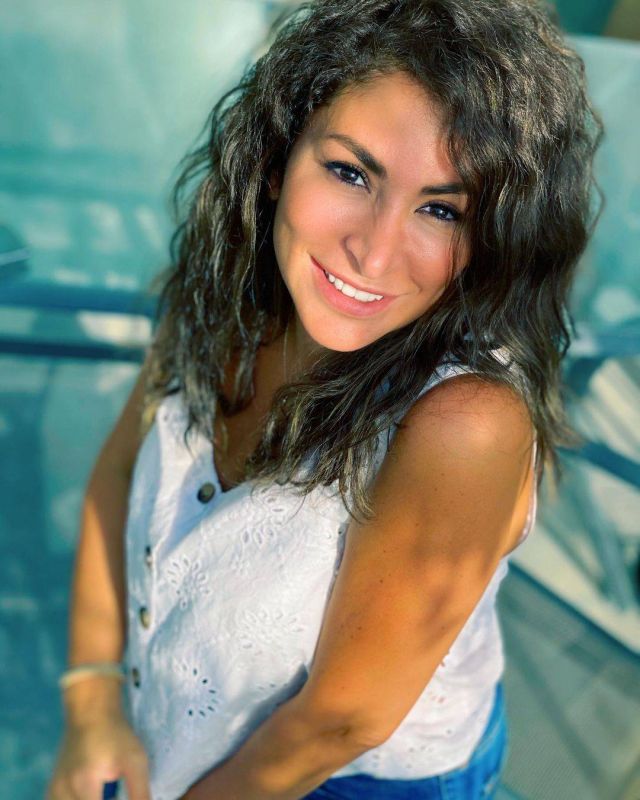 ديمة بياعة تستخدم التيك توك للردّ على نسرين طافش