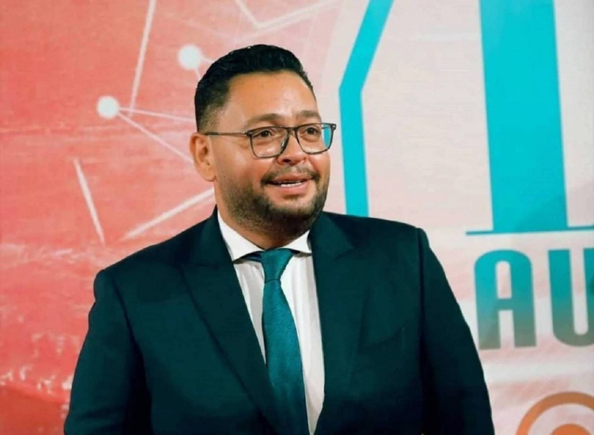 بعد وفاة عامل... إبن أحمد رزق يواجه أزمة صعبة