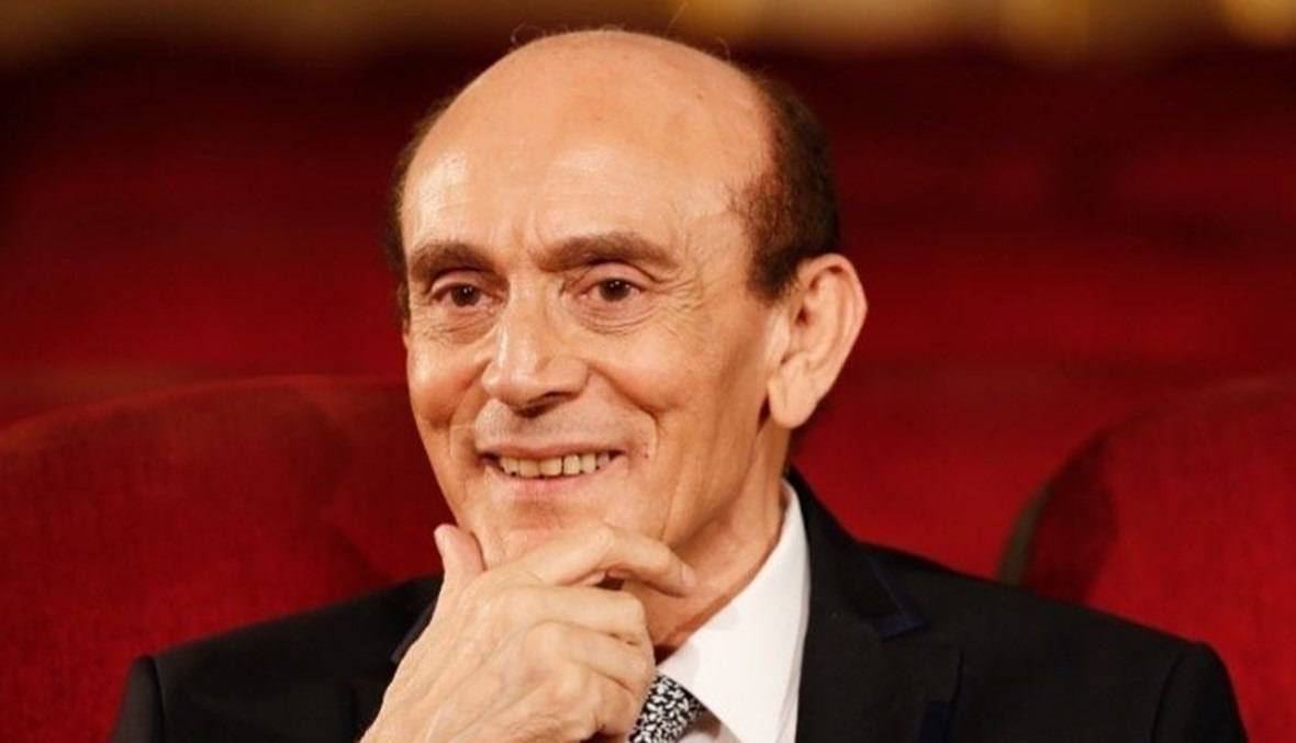 محمد صبحي يعلن انتهاء أزمة إذاعة مسرحيته الجديدة