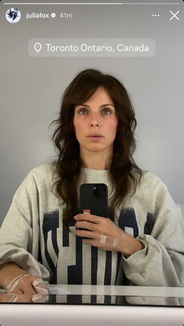 إطلالة جوليا فوكس الأخيرة والتي أثارت الجدل