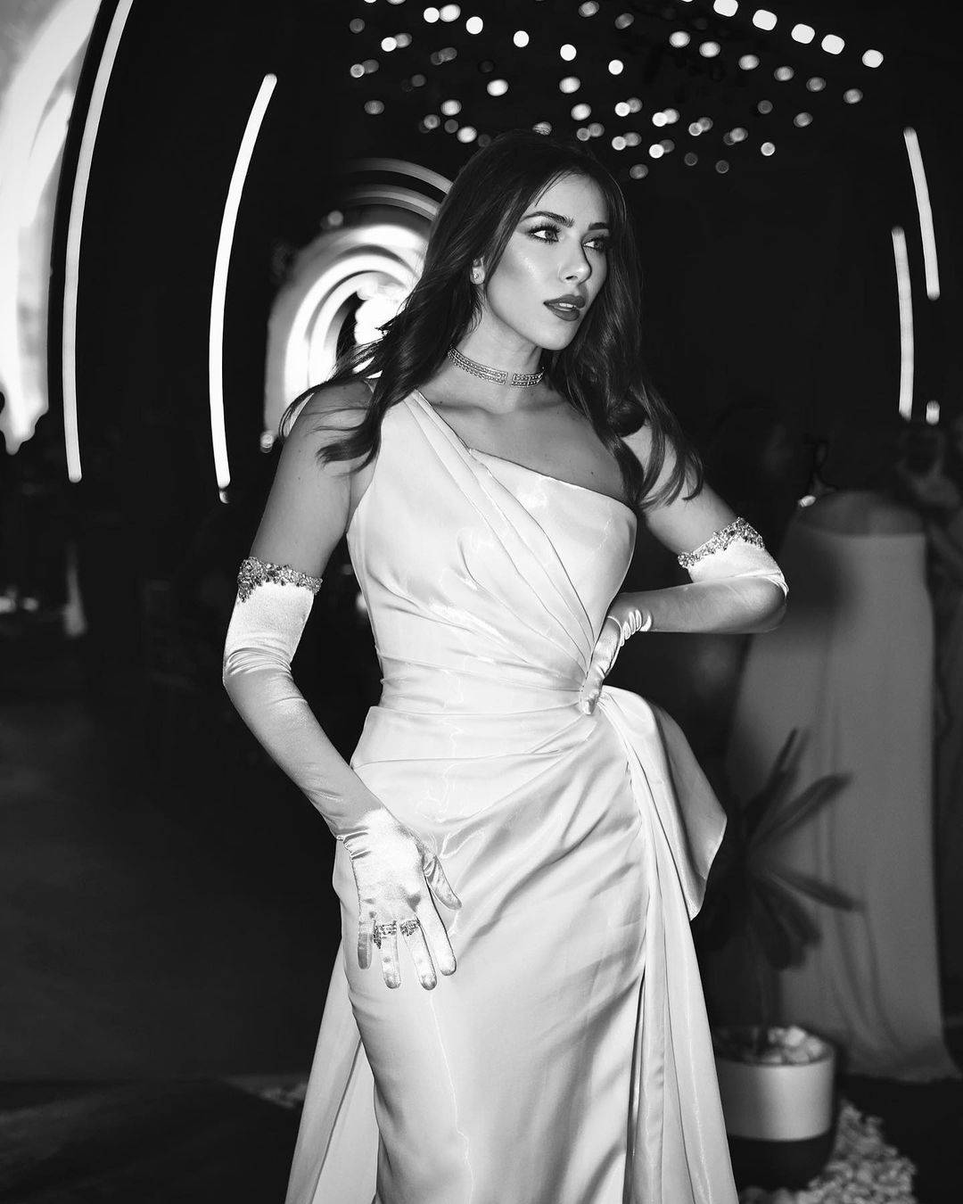 أخيراً... ظهور دانييلا رحمة بفستان الزفاف إلى ناصيف زيتون