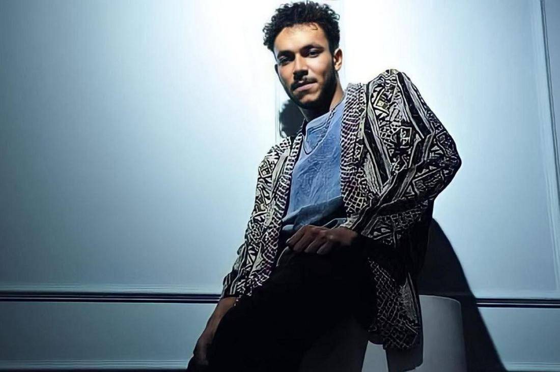 بالفيديو - ويجز يدافع عن طالبة رقصت في حفل تخرّجها