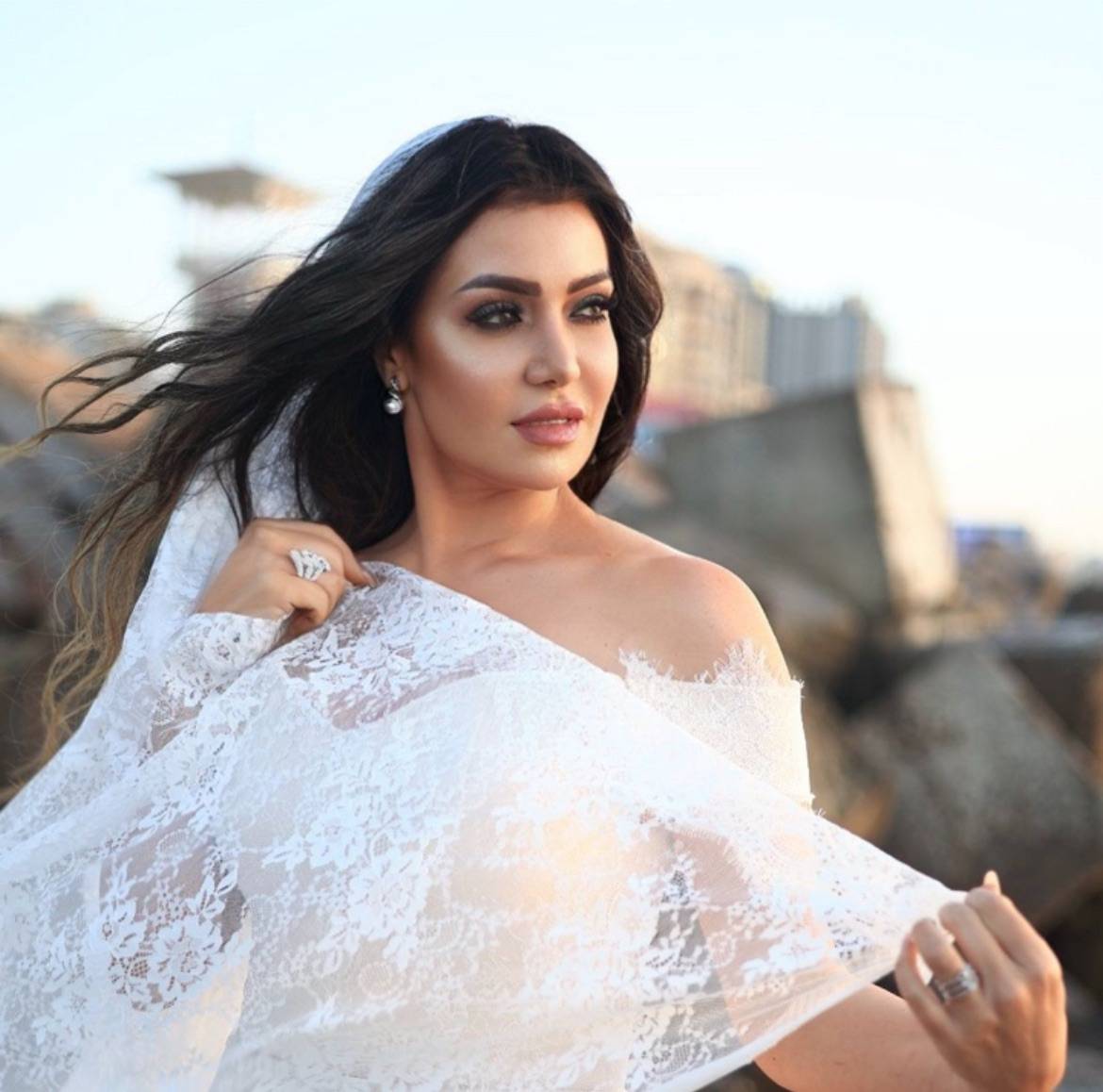 بالفيديو - لقاء سويدان تعلّق على تبادل الصفع بين محمد رمضان وأحد معجبيه