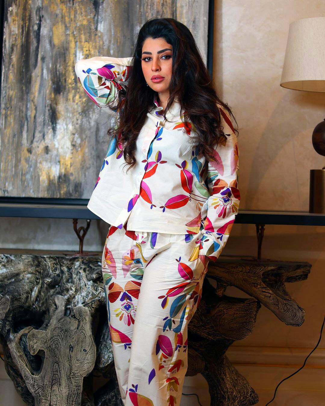 تامر حسني يوجّه رسالة لآيتن عامر بعد نجاح أغنيتها... وهي تردّ