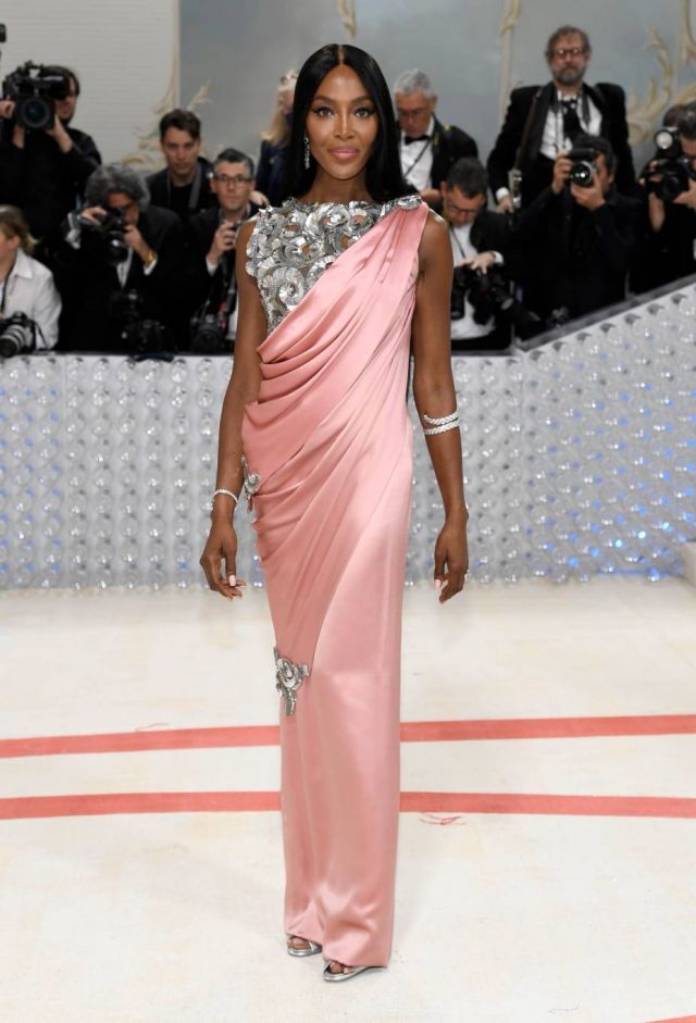 ناعومي كامبل