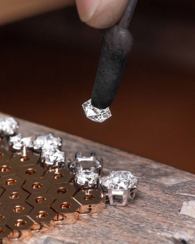 CHAUMET_Bee My Love Necklace 2024 Savoir faire