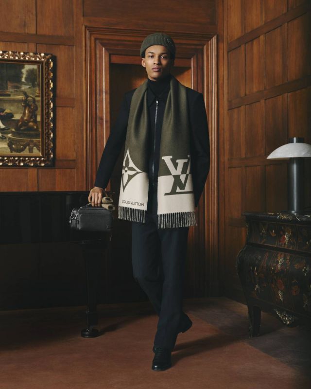 LV NEW FORMAL SPRING SUMMER 2025 LOOK 2