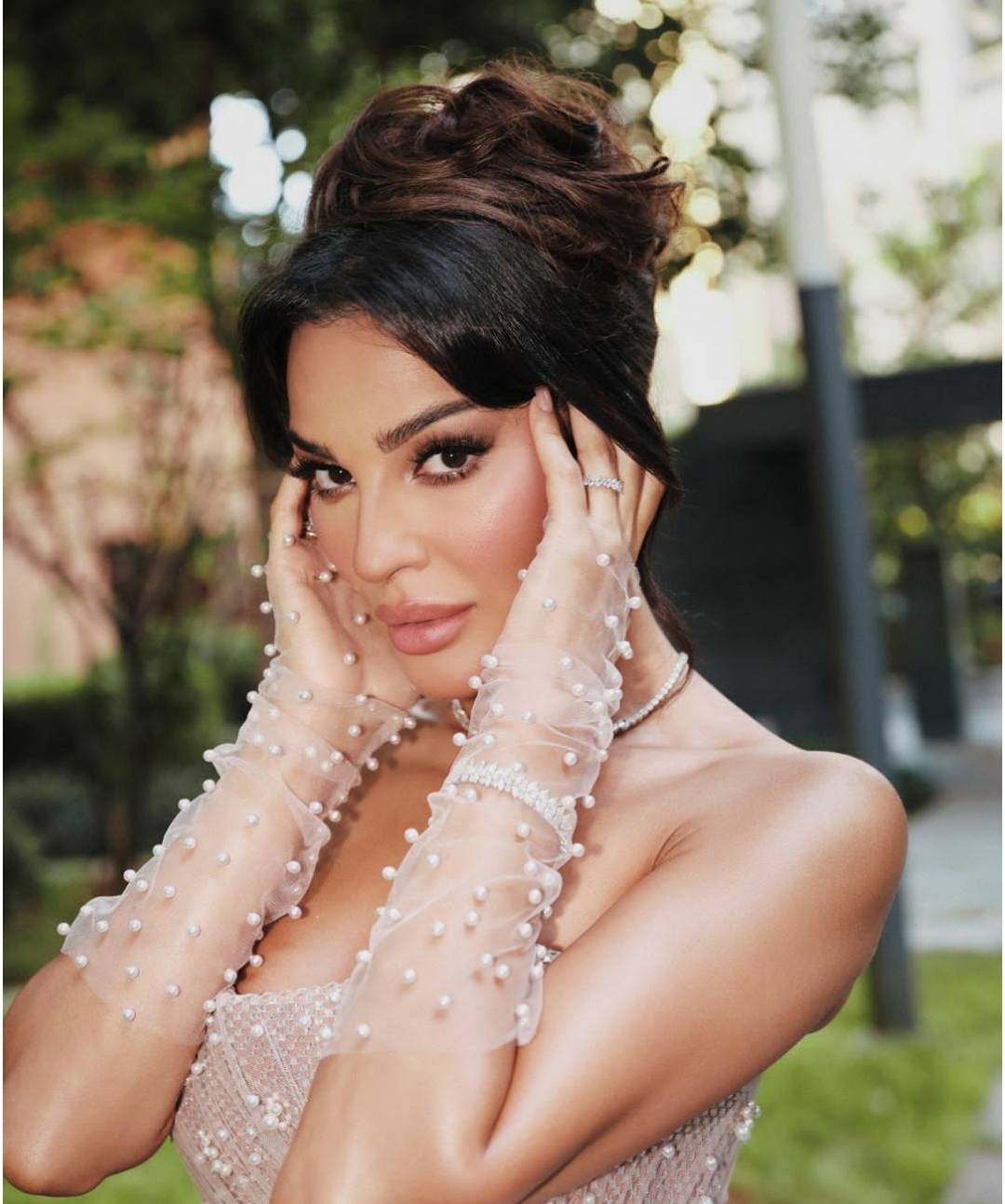 نادين نسيب نجيم تنفي زواجها.. وهذا ما قاله خطيبها