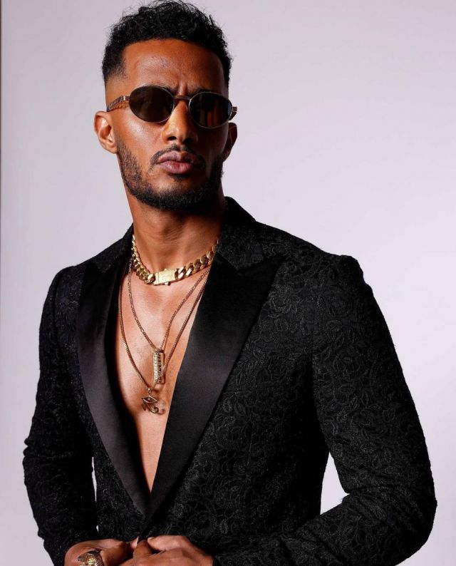 بالفيديو - محمد رمضان يثير الجدل بتعليقه على حفله في الساحل الشمالي