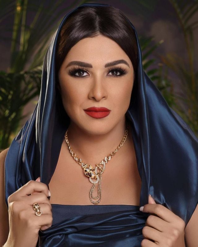 ياسمين عبد العزيز 