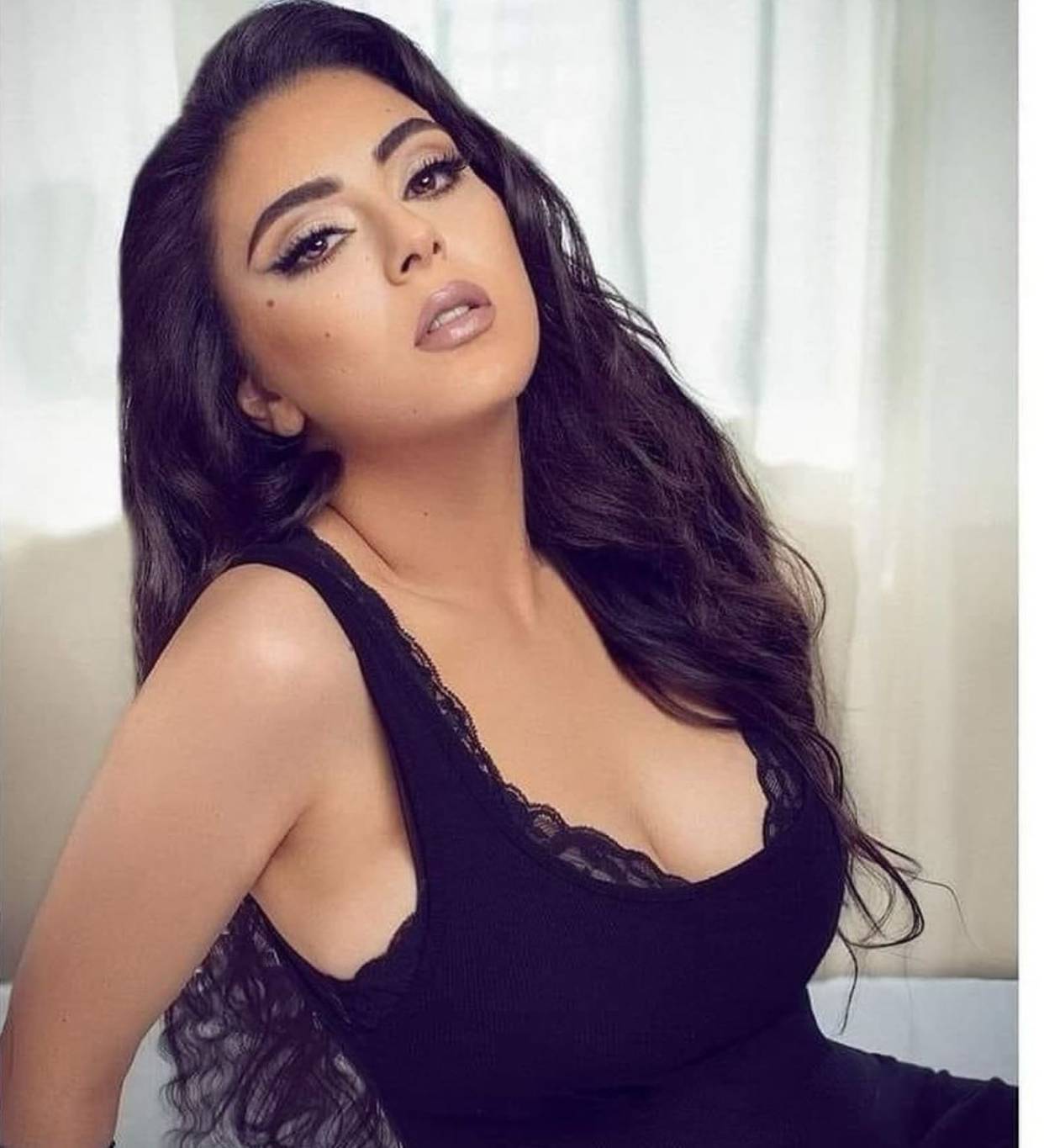 نهى عابدين نهى عابدين