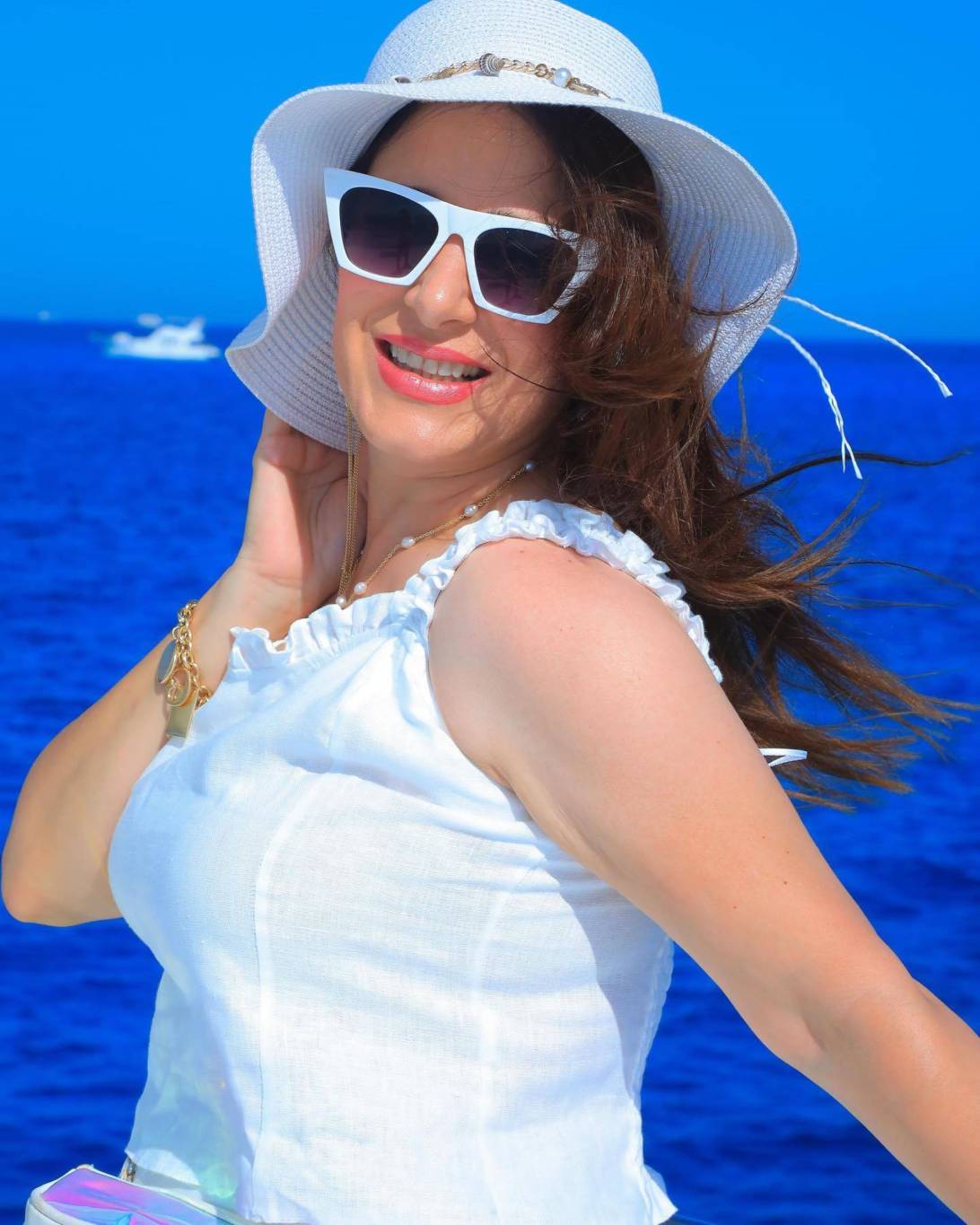 بالفيديو - ميرنا وليد تكشف أسباب غيابها عن الفن