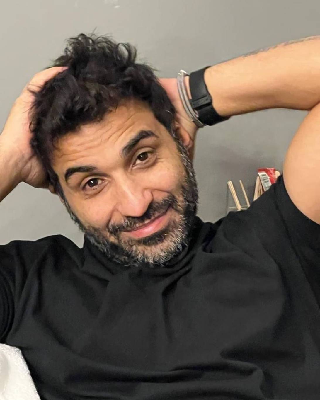 أحمد فهمي في تعليق غريب عن السحر الأسود!