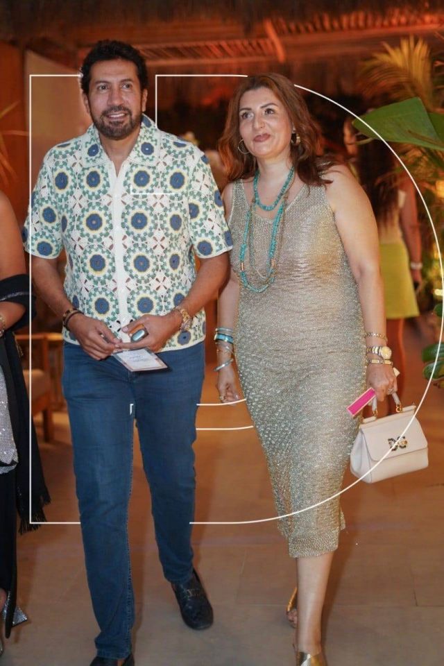 هاني رمزي وزوجته في زفاف بشرى