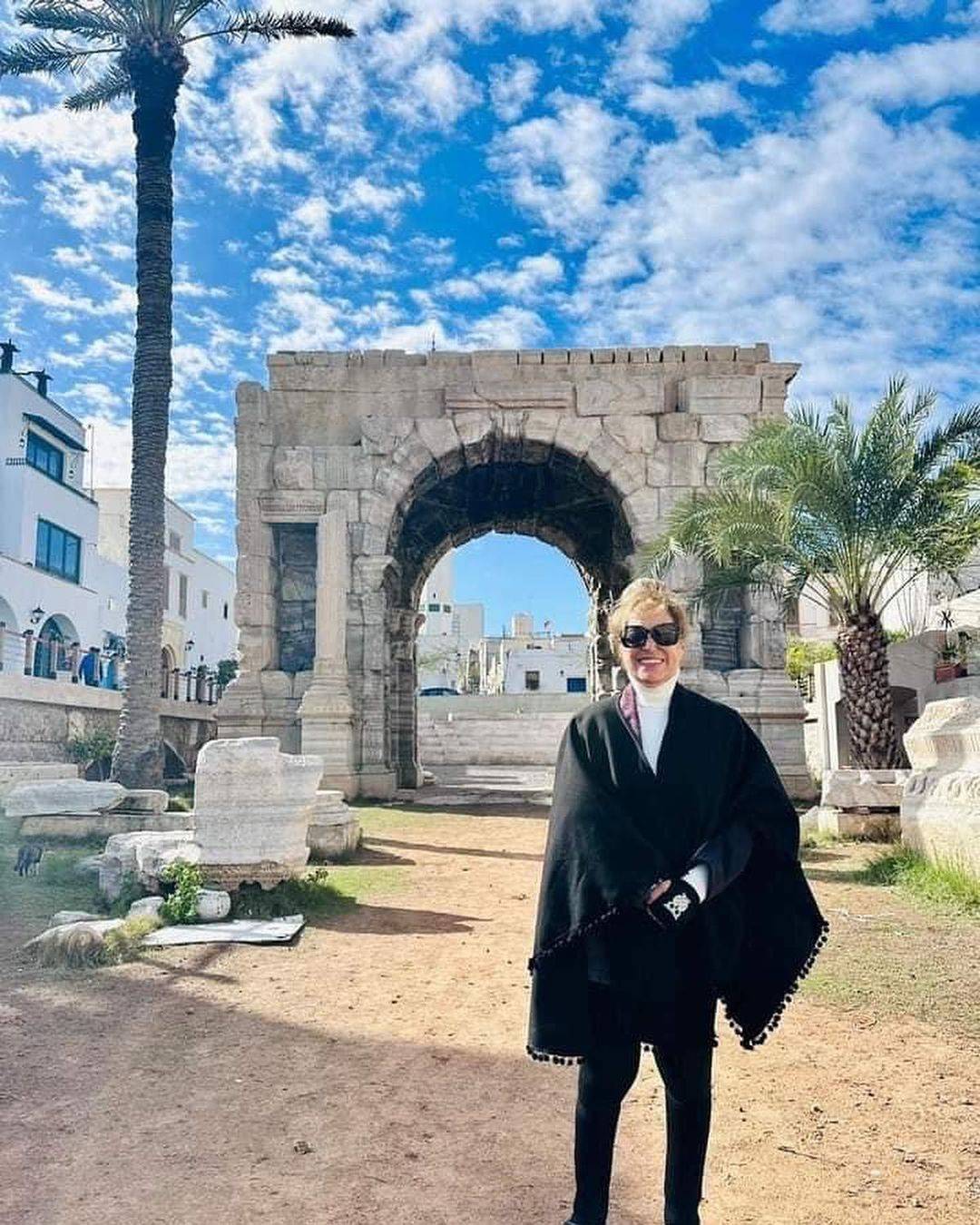 بالفيديو - منى واصف تُعلن عن وصيتها بعد الموت