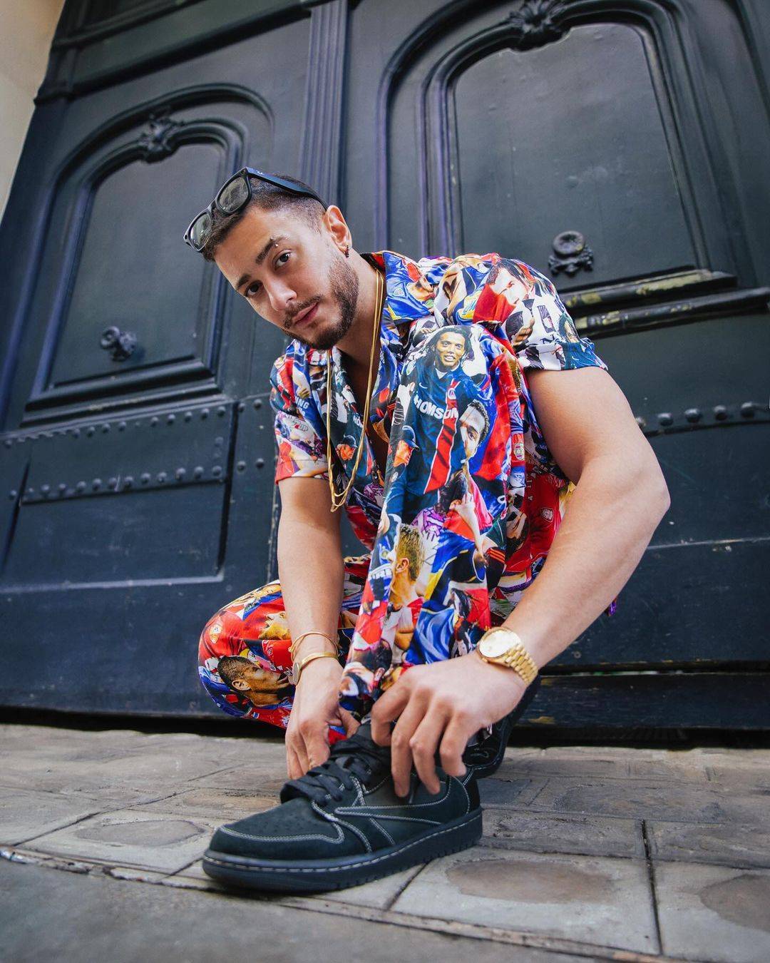 برومانسية وحب... سعد لمجرد يستمتع بعطلته مع زوجته