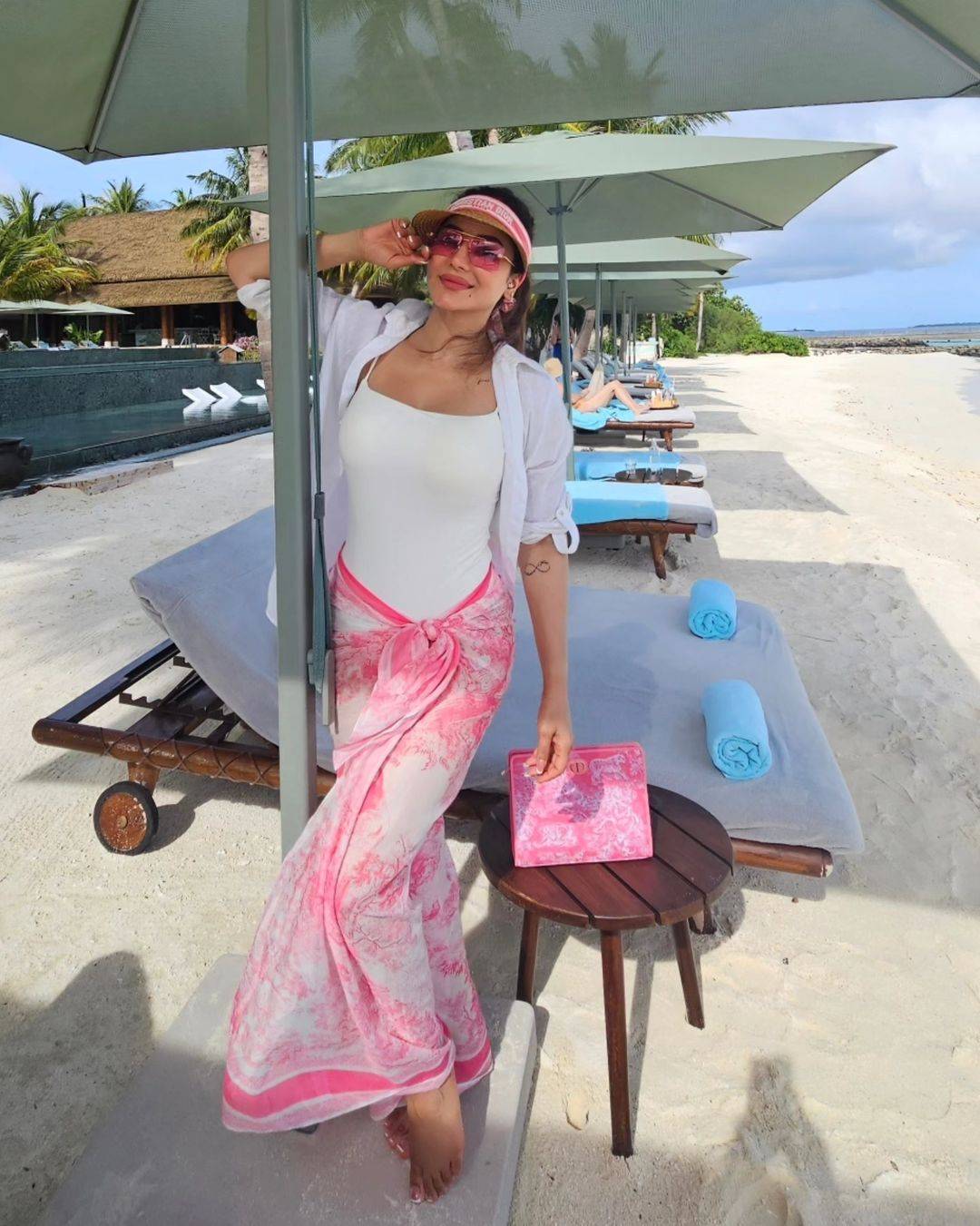 أسلوب الصيف الأنيق.. خيارات متنوعة ومبهرة