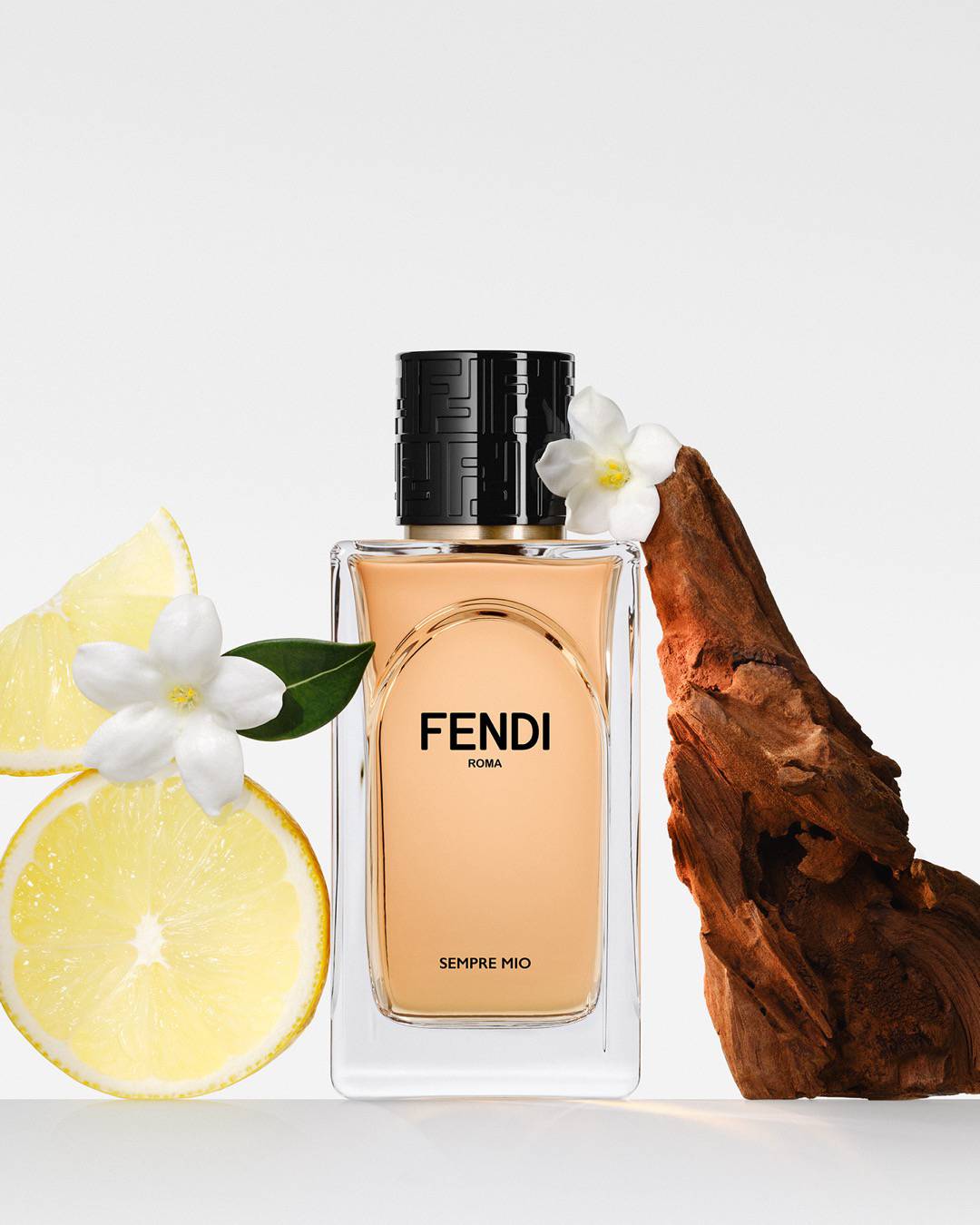 عطور تأسر الحواس من Fendi