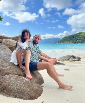 نسليهان أتاغول تعلن عن حملها بصورة